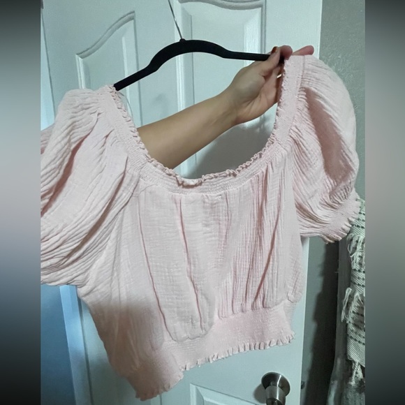 Pink gauze like top. Tags attached! - Picture 2 of 5